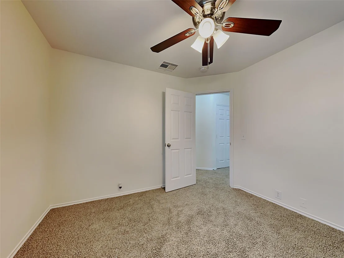 Photo of 18819 Sandelford Drive