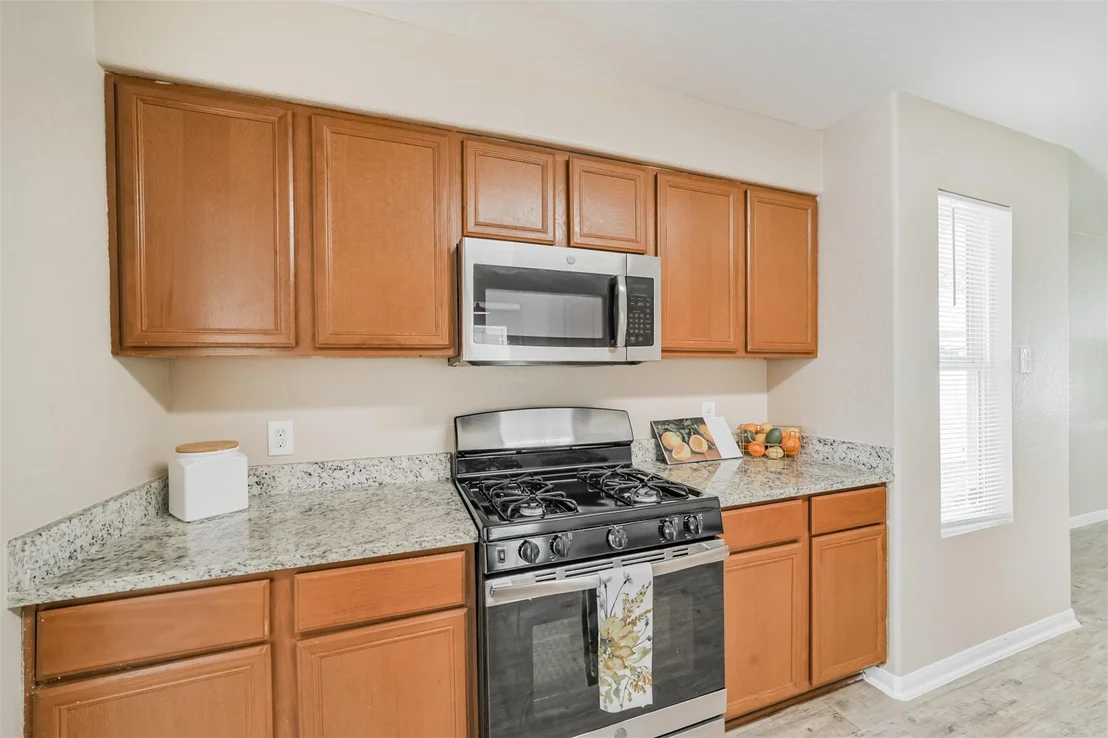 Photo of 16726 Warbler Drive