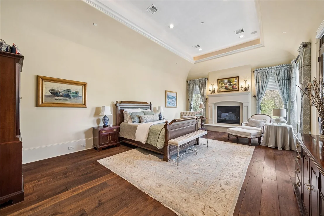Photo of 107 Willowend Drive