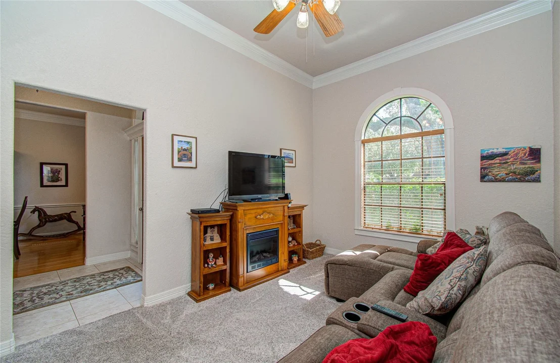 Photo of 805 Enchanted Oaks Drive