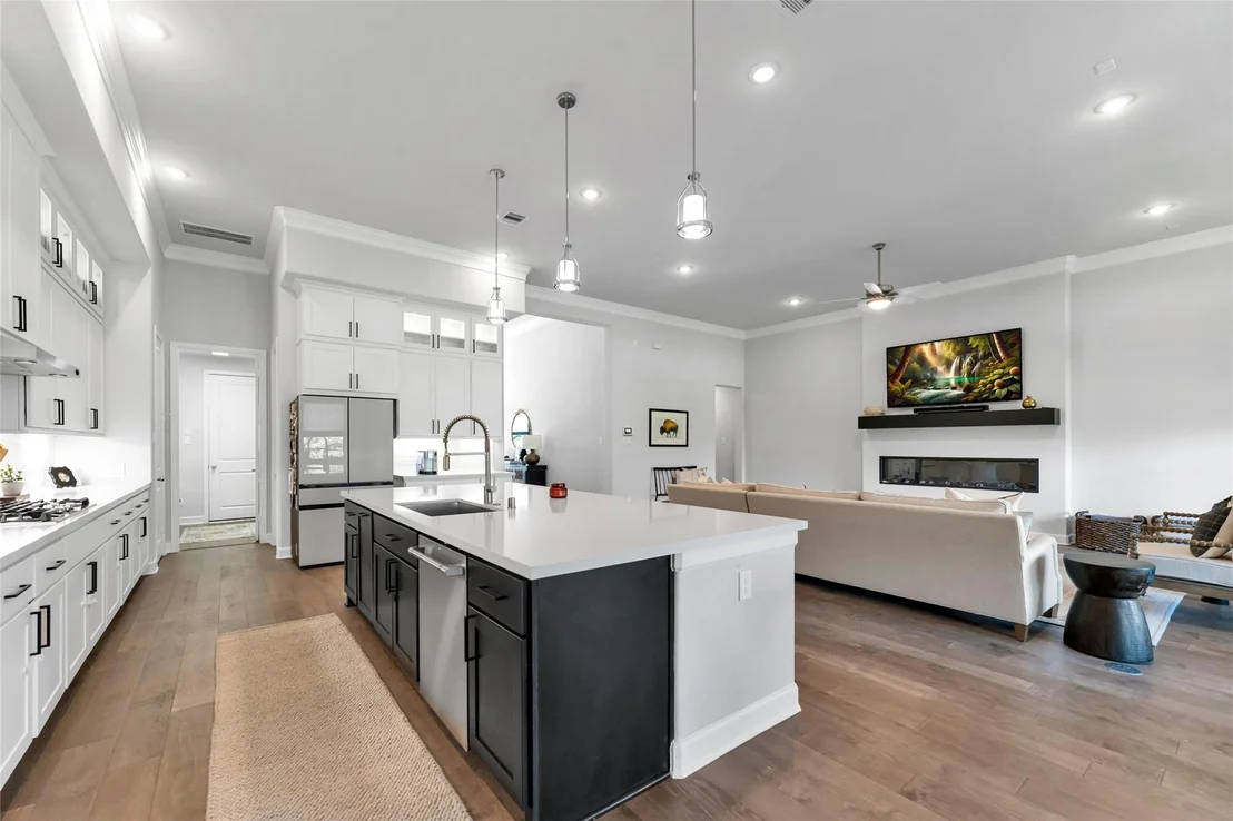 Photo of 1027 Groveton Ridge Lane