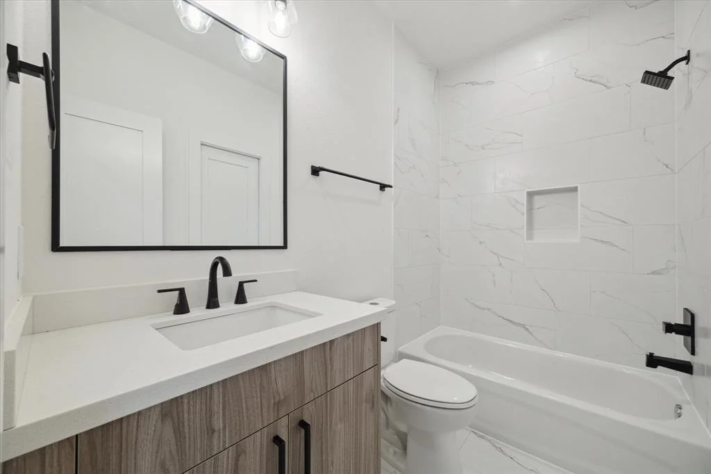 Photo of 1647 Moritz