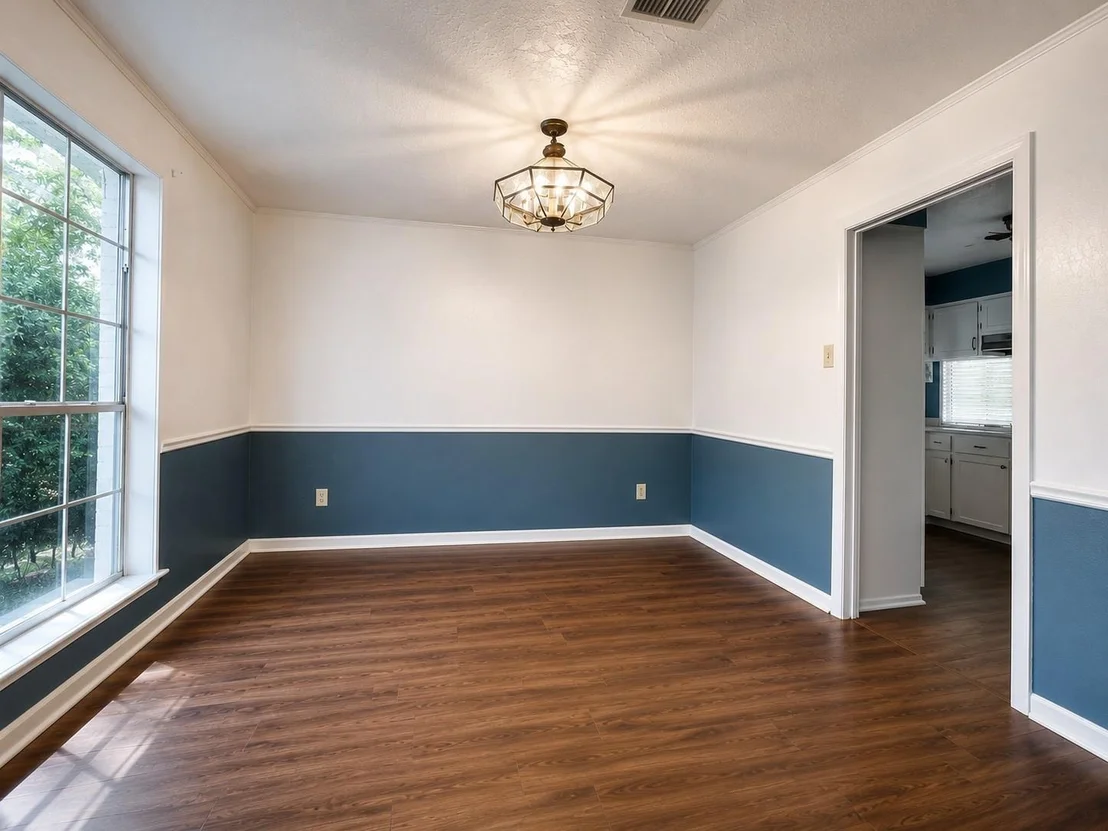 Photo of 1215 Briar Lane