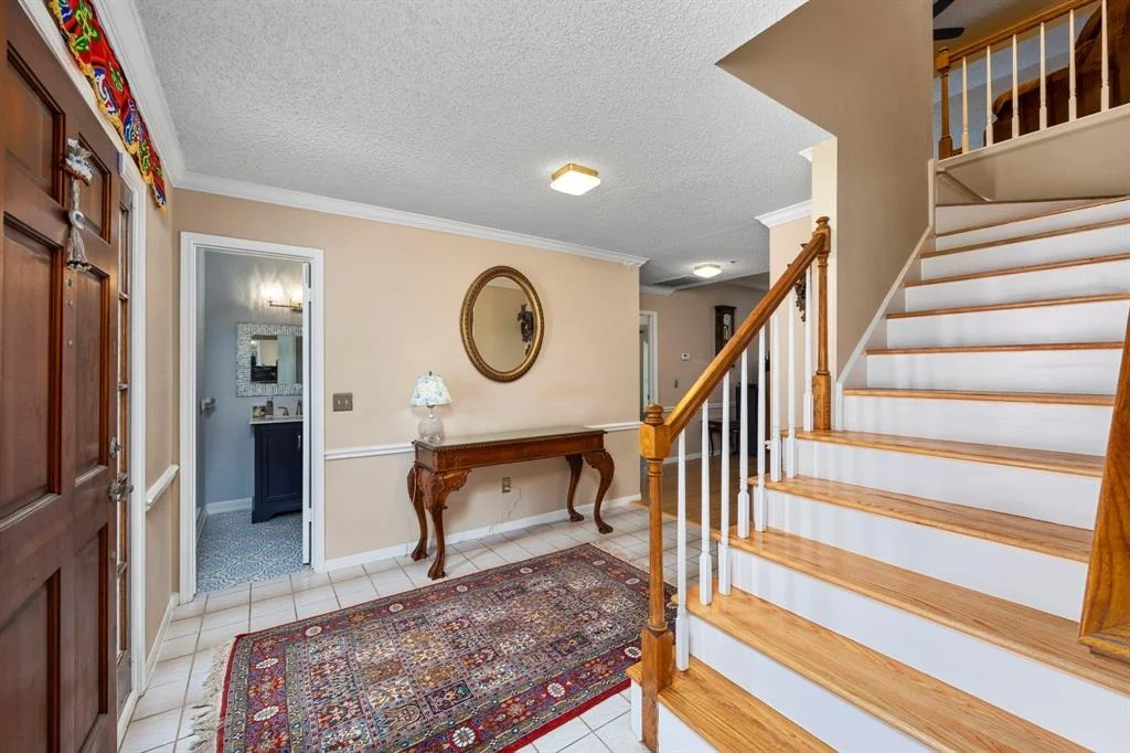 Photo of 22923 Provincial Boulevard