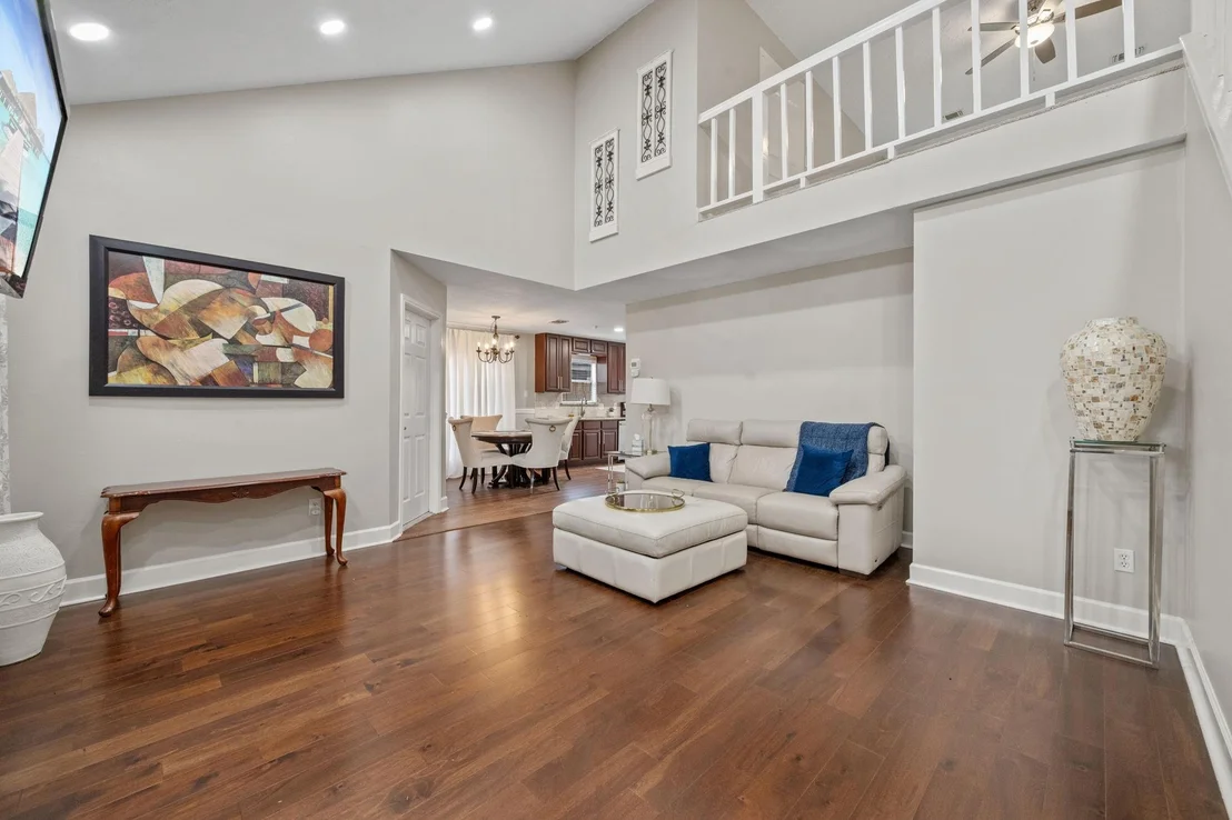 Photo of 15145 Sheffield Terrace
