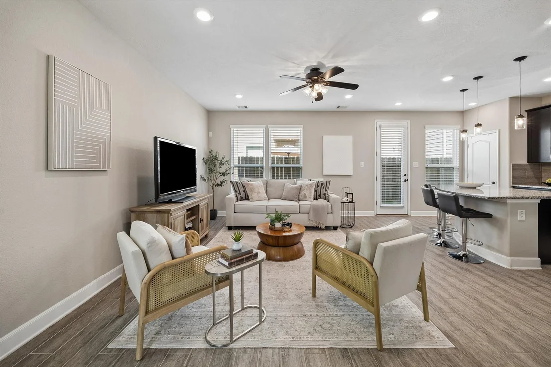 Photo of 1851 Commons Glen Drive
