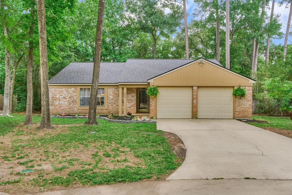 Photo of 2615 Rosewood Place