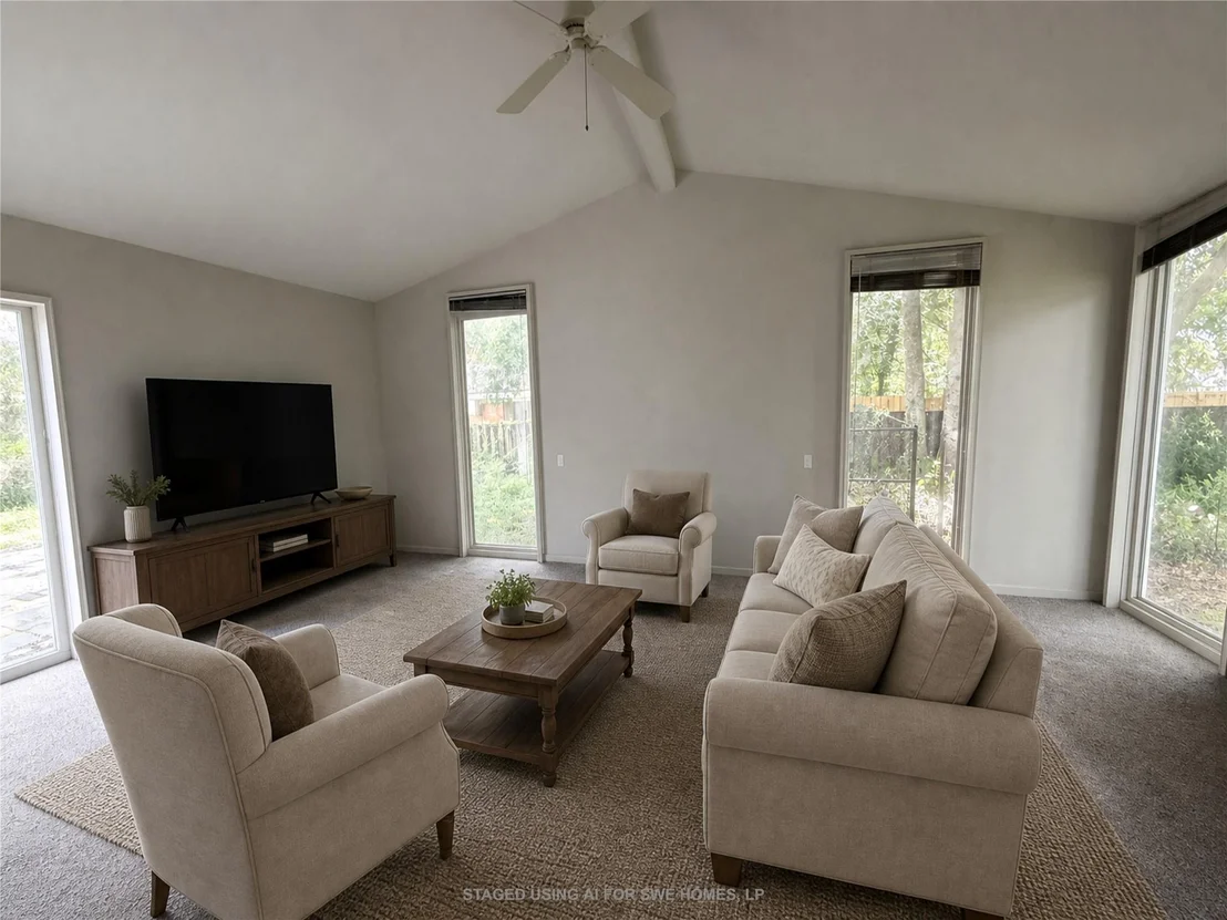 Photo of 3755 Long Avenue