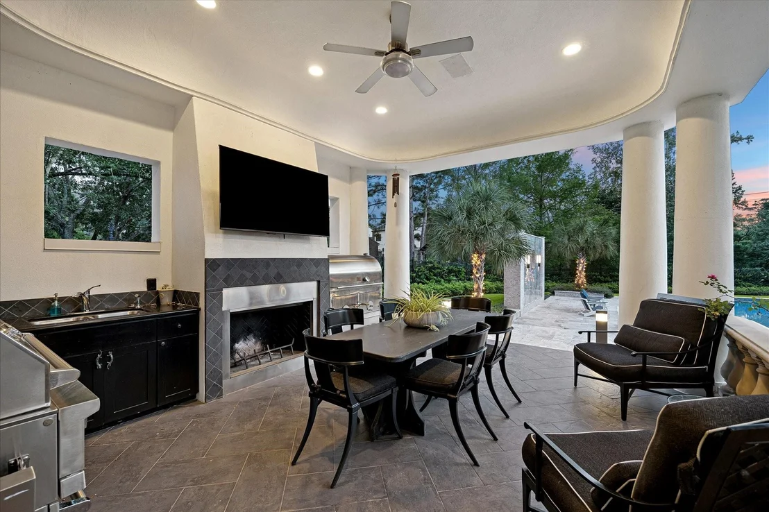Photo of 24 Crestwood Drive
