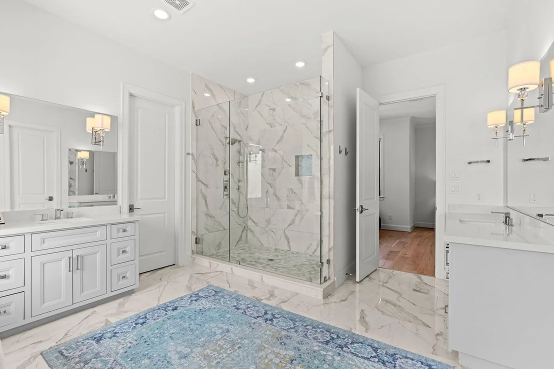 Photo of 3620 Blue Bonnet Boulevard