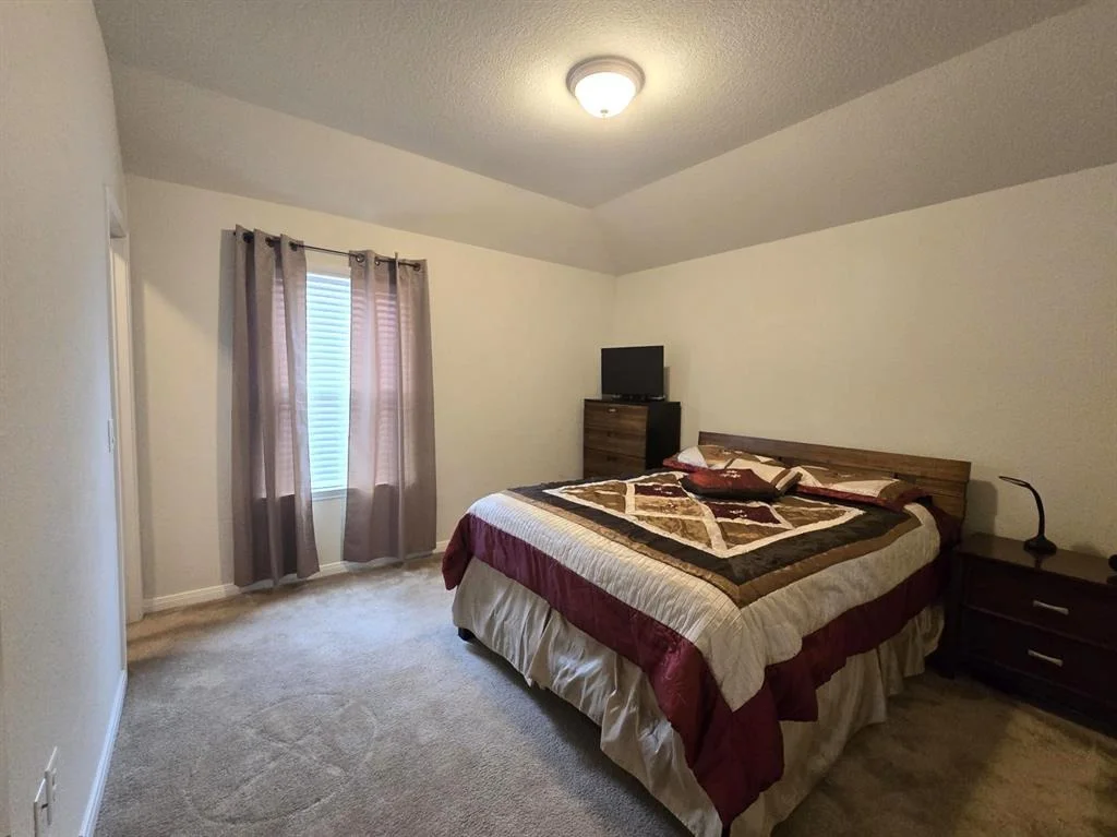 Photo of 5115 Baroness Lane