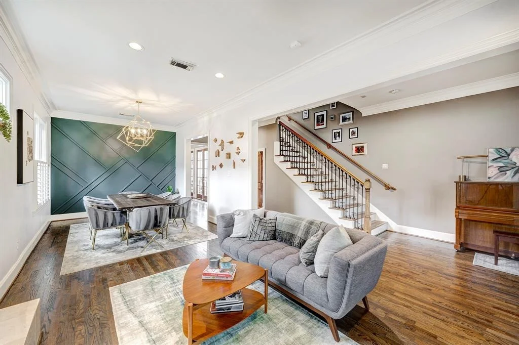 Photo of 818 Waverly Street