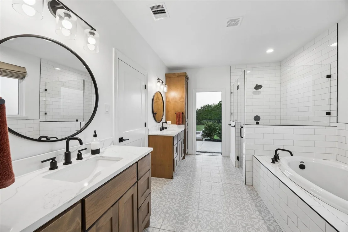 Photo of 5131 Timber Ridge Drive