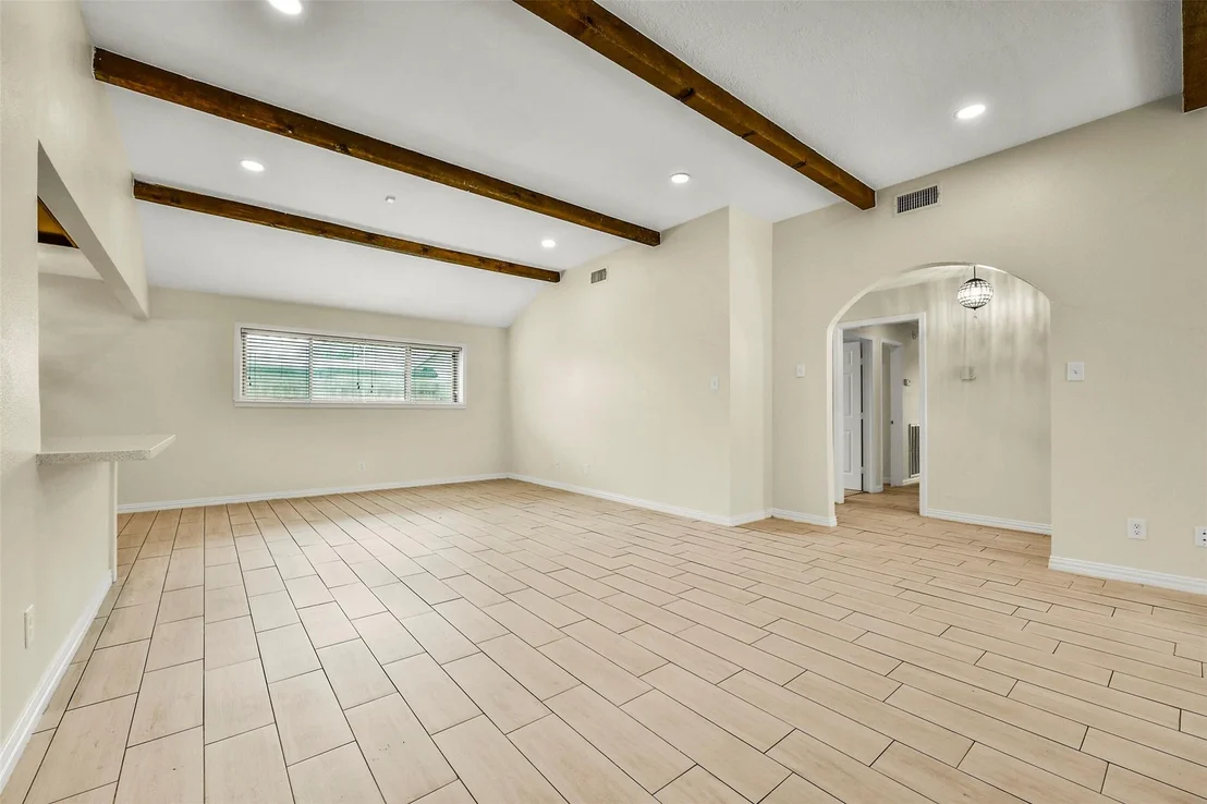 Photo of 5003 Colombia Drive