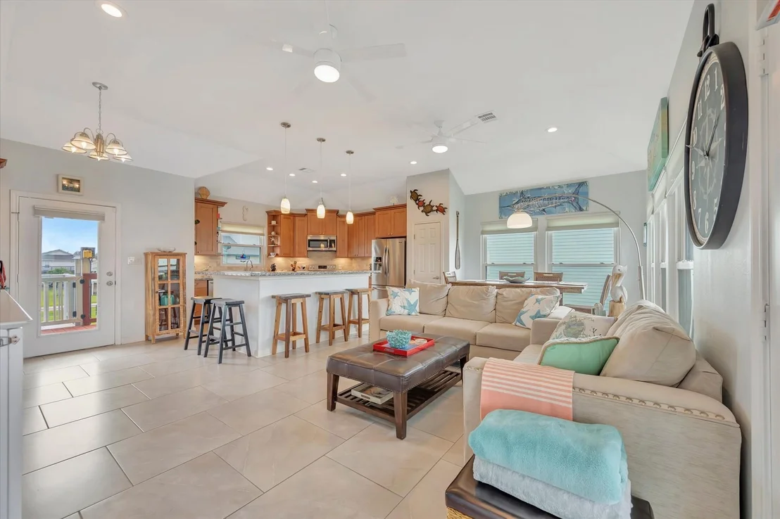 Photo of 23111 Miramar Circle