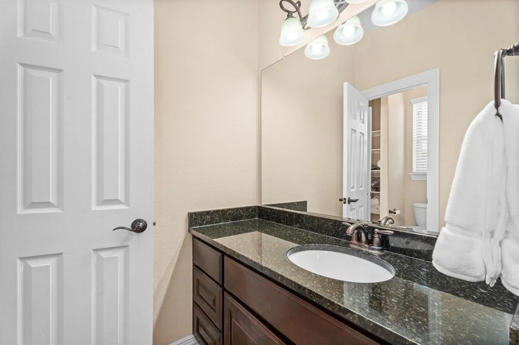 Photo of 7626 Langley Road