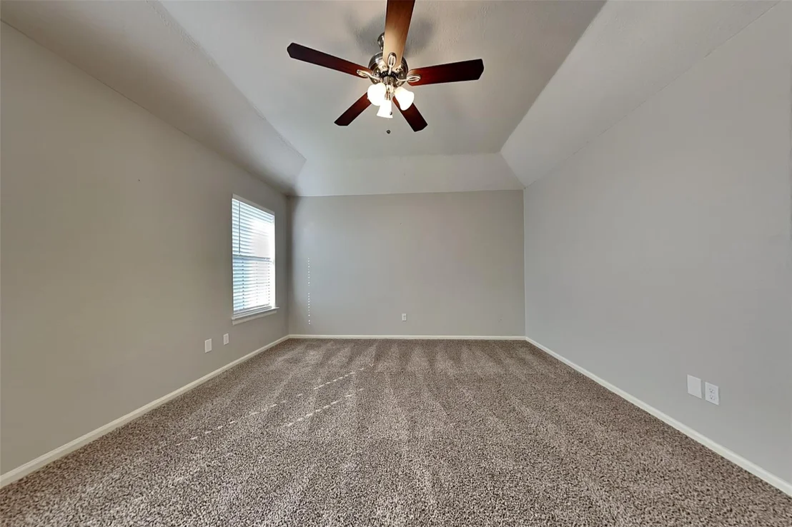 Photo of 134 E Pathfinders Circle