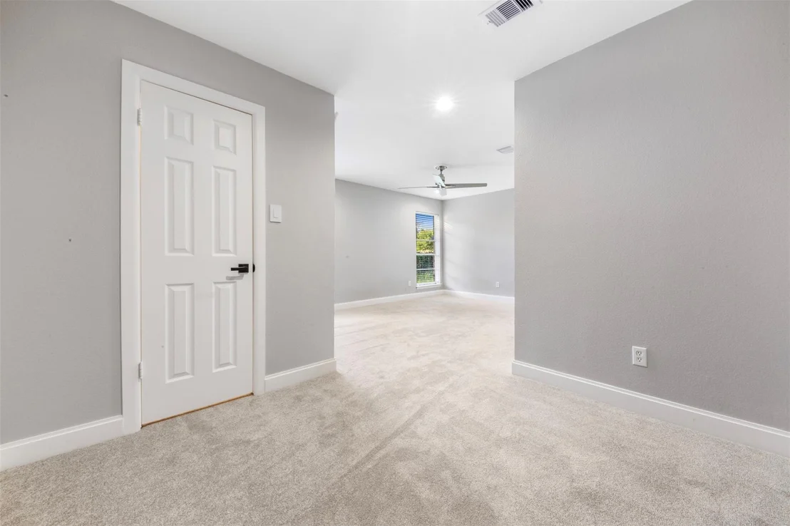 Photo of 6502 Trail Valley Way