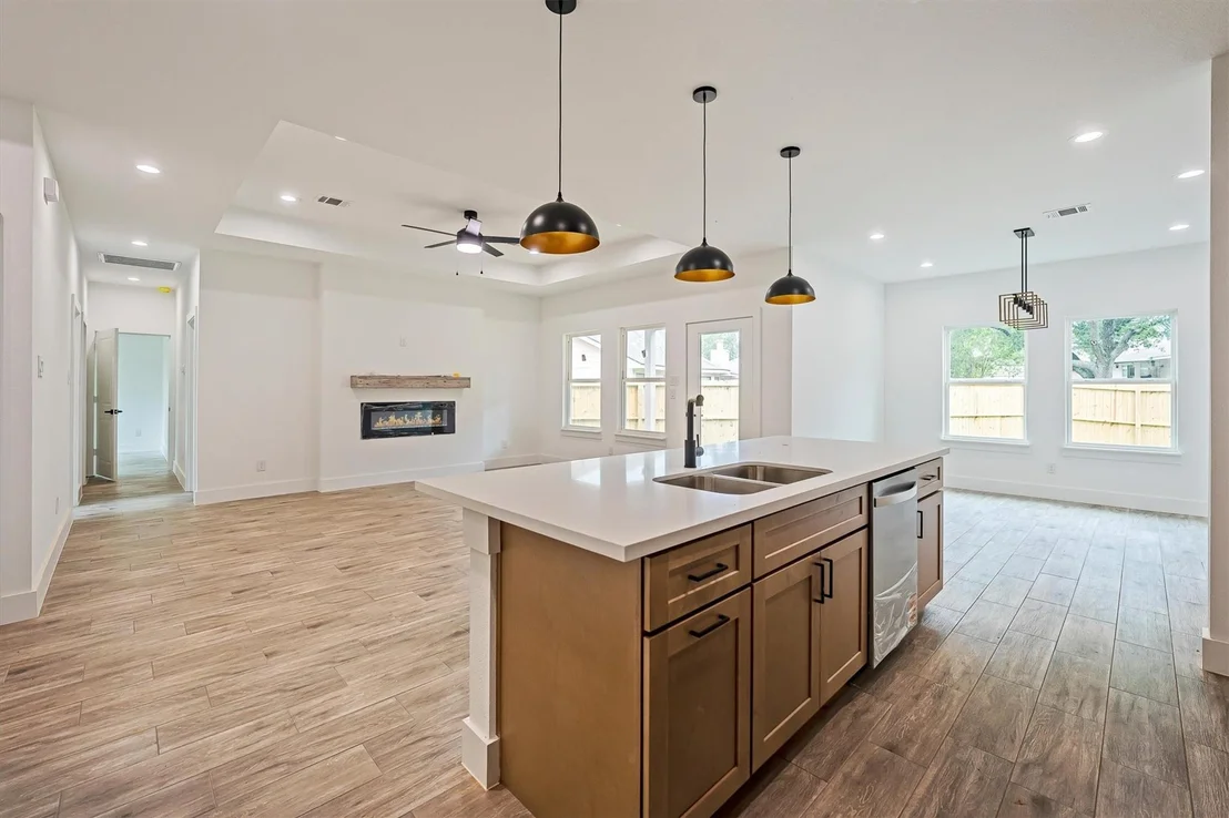 Photo of 10510 Twin Circles Dr