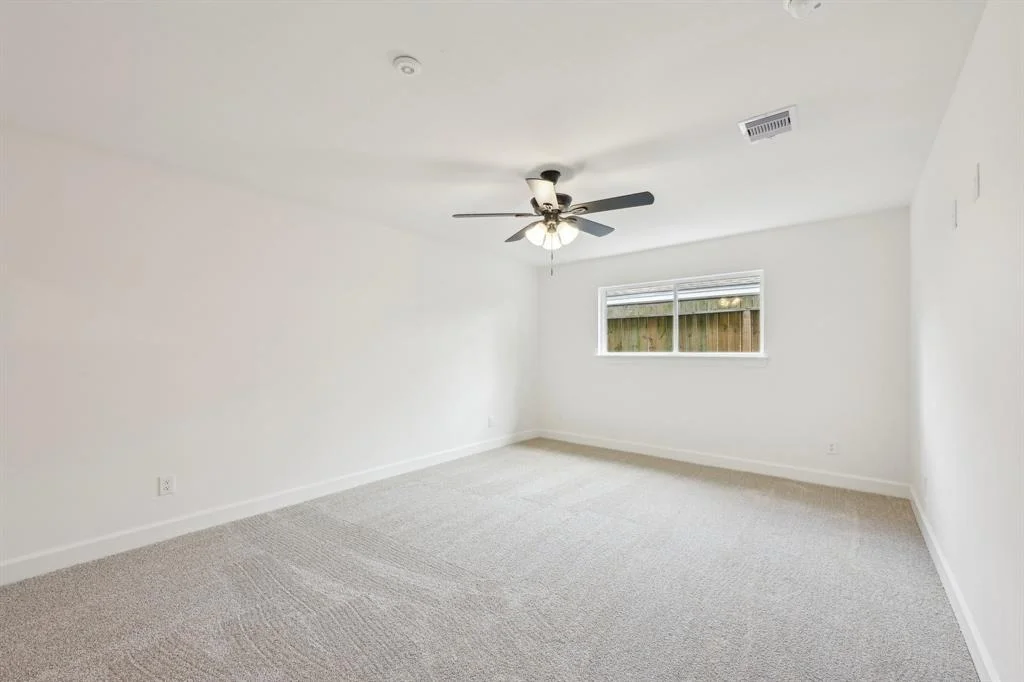 Photo of 10522 Mayfield Road