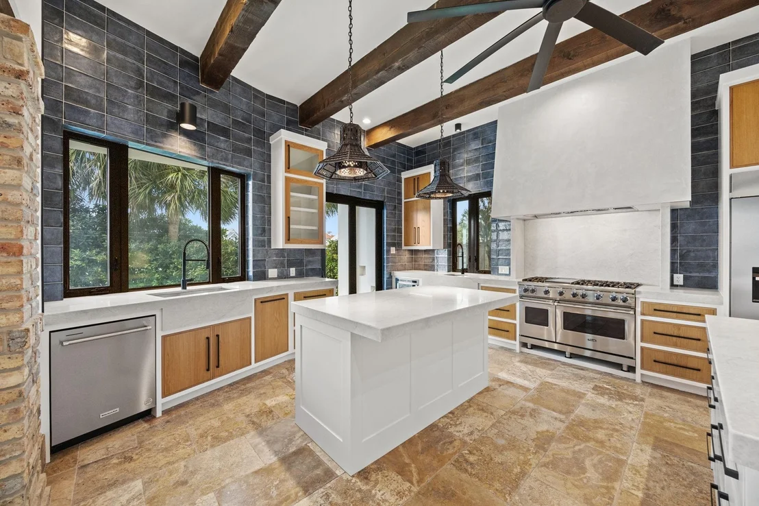 Photo of 721 Harborside Way