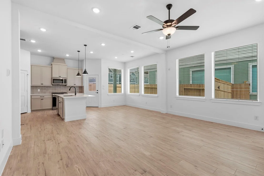 Photo of 2815 Brandon Bluff Bend