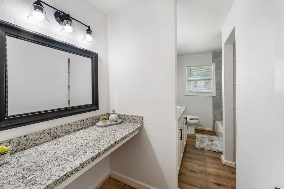 Photo of 2751 Piper Road