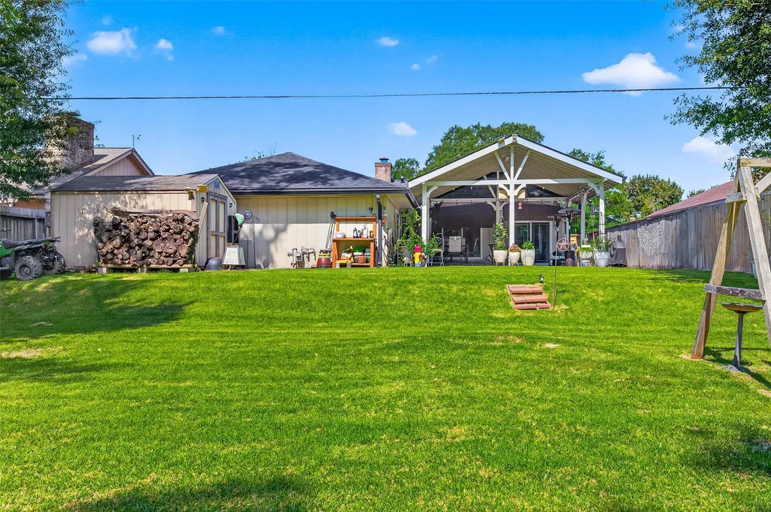 Photo of 5038 Pine Cliff Drive