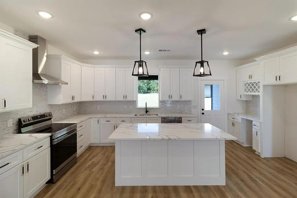 Photo of 409 Echo Lane