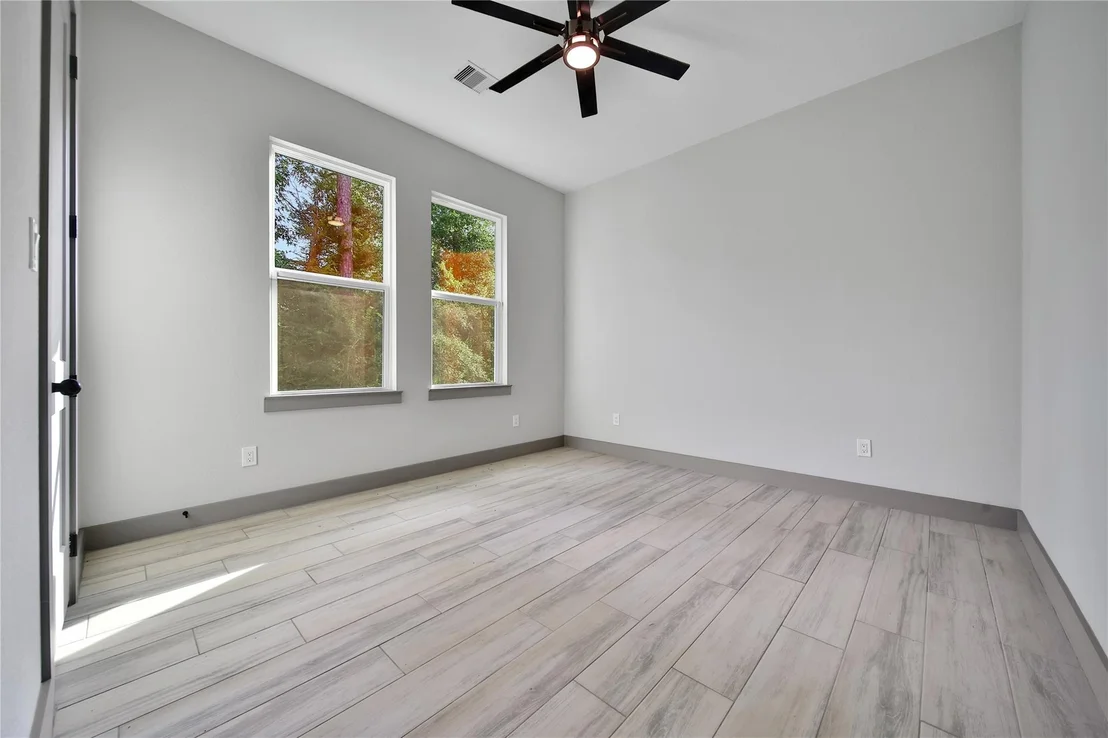 Photo of 25218 Melanie Pointe