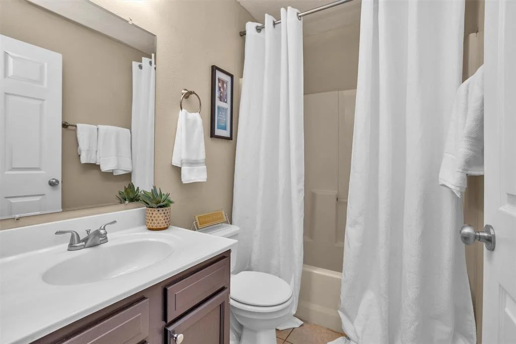 Photo of 10674 Royal Cavins Drive