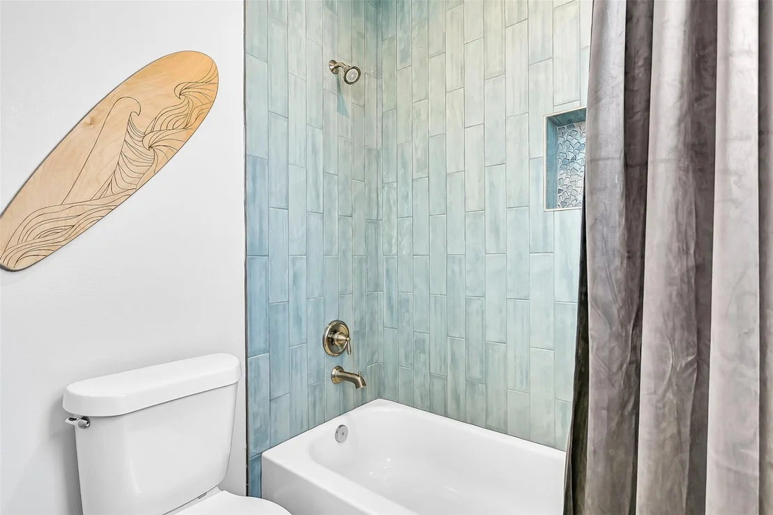 Photo of 3811 Conch