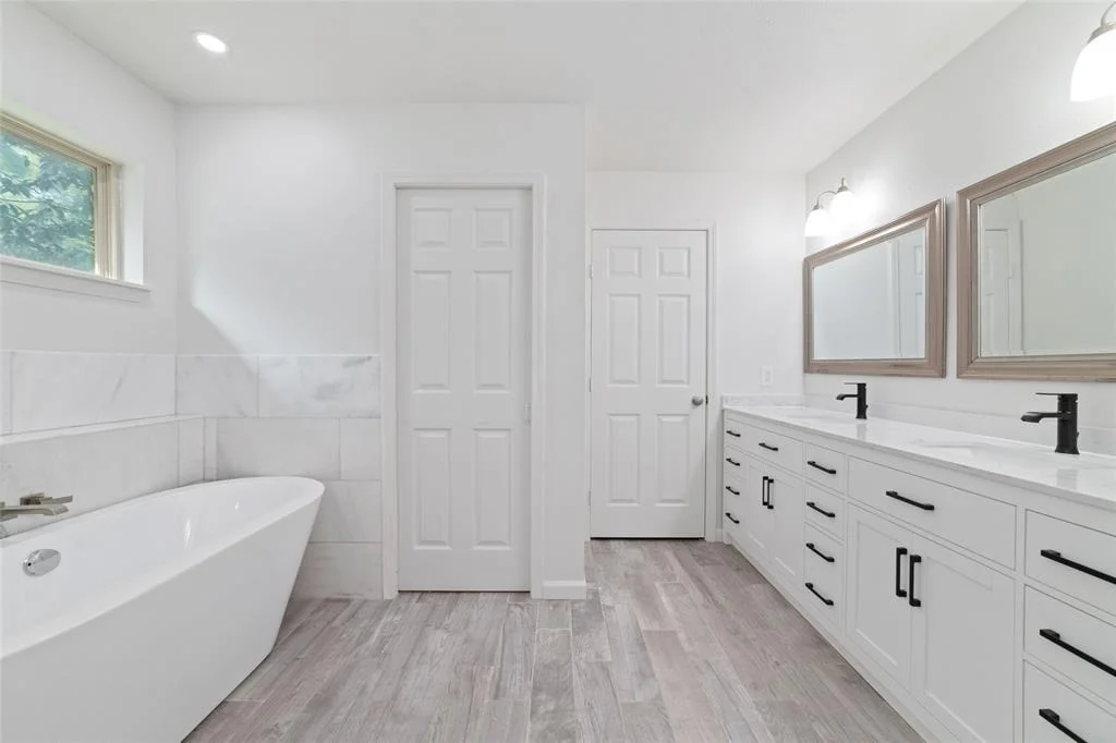 Photo of 549 Roanoke Drive