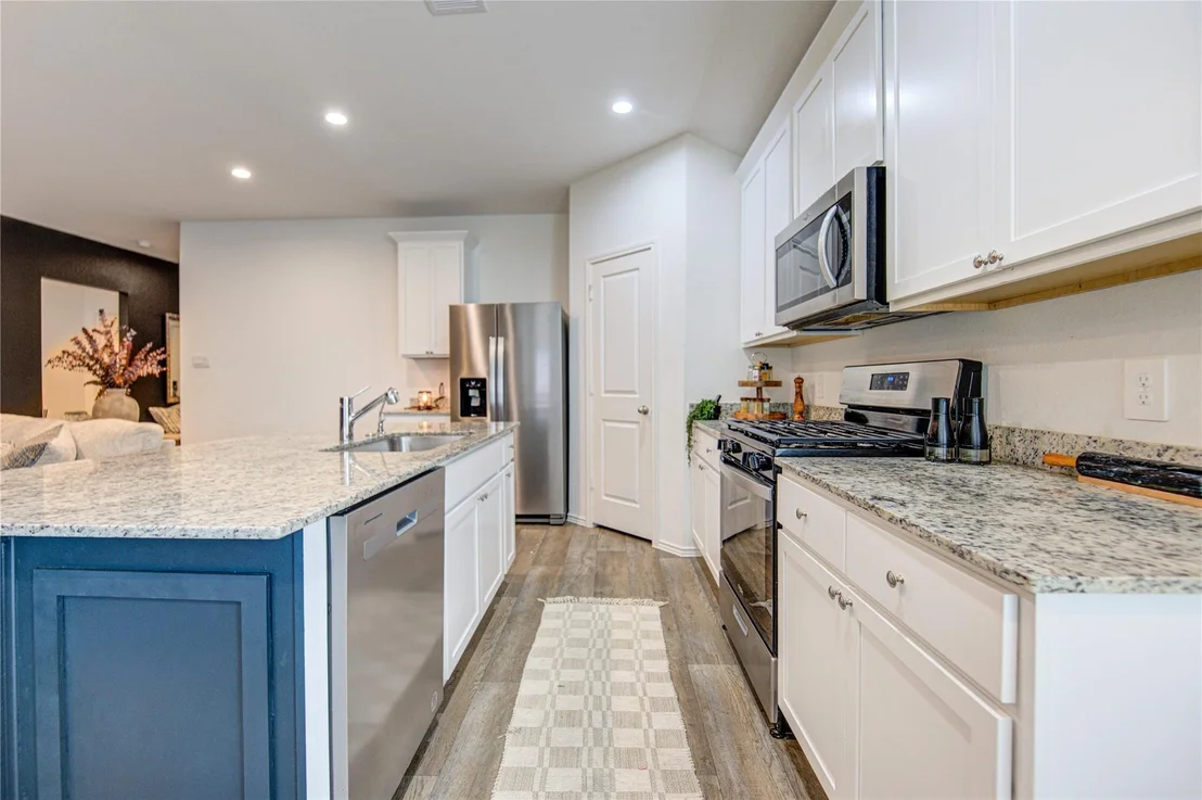 Photo of 4230 Berwick Park Lane