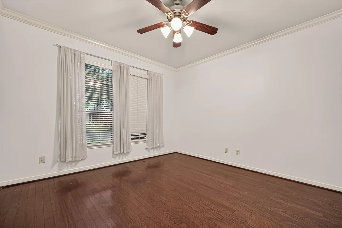 Photo of 331 Silver Creek Circle