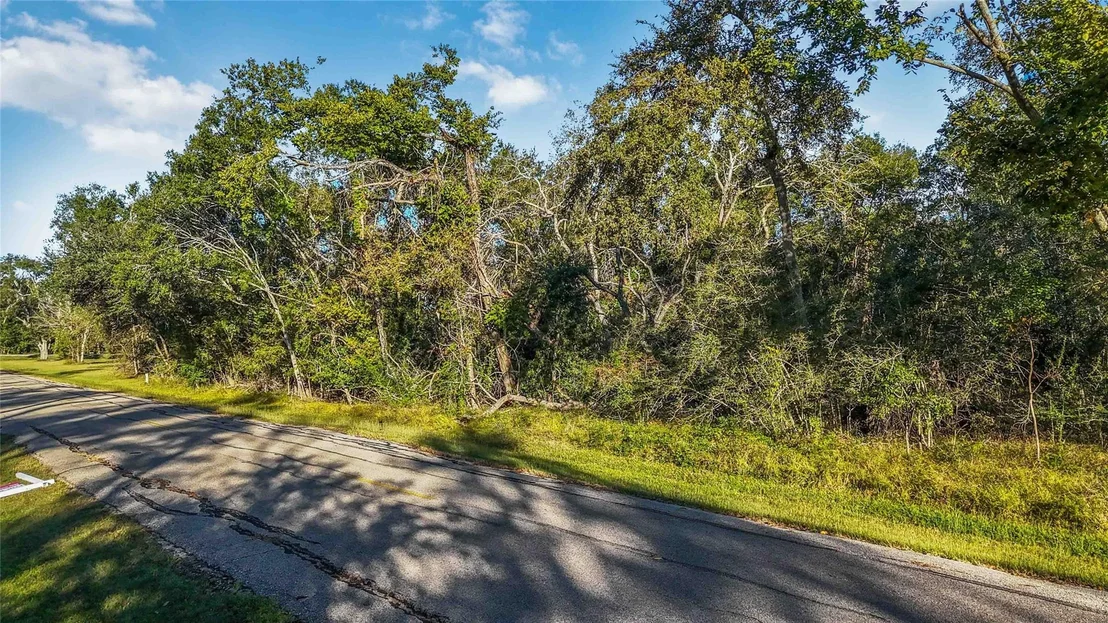 Photo of 6051 Loyce Lane