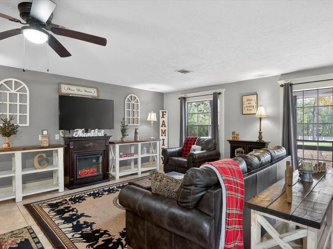 Photo of 10277 Champion Forest Loop