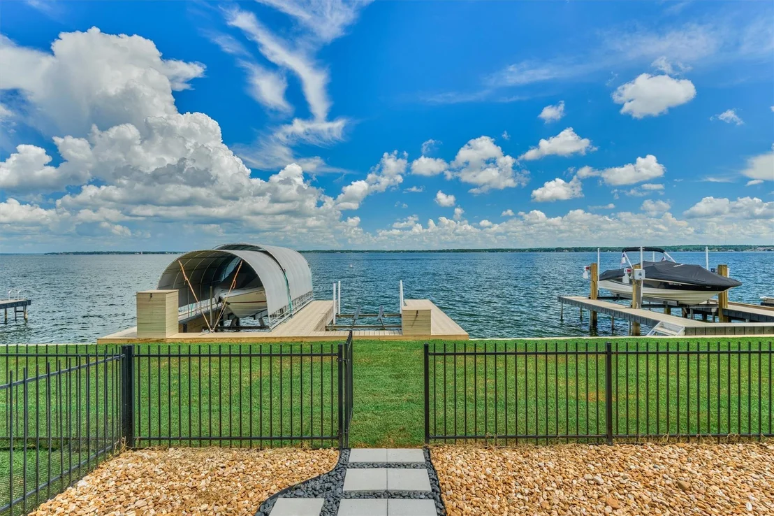 Photo of 4 Regency Point