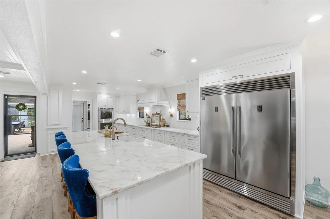 Photo of 615 Brenwick Court