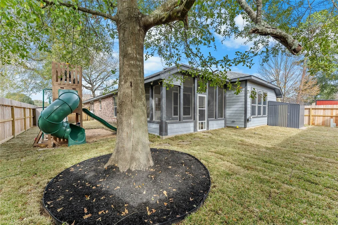 Photo of 18939 Cluster Oaks Drive