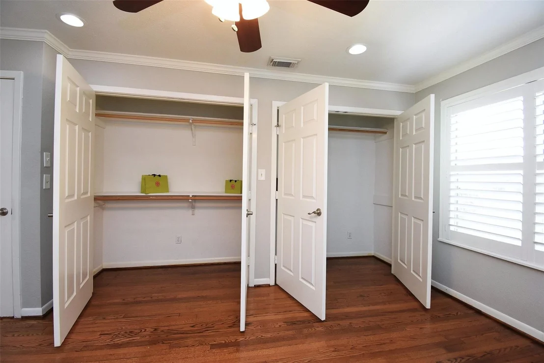 Photo of 1631 Chantilly Lane