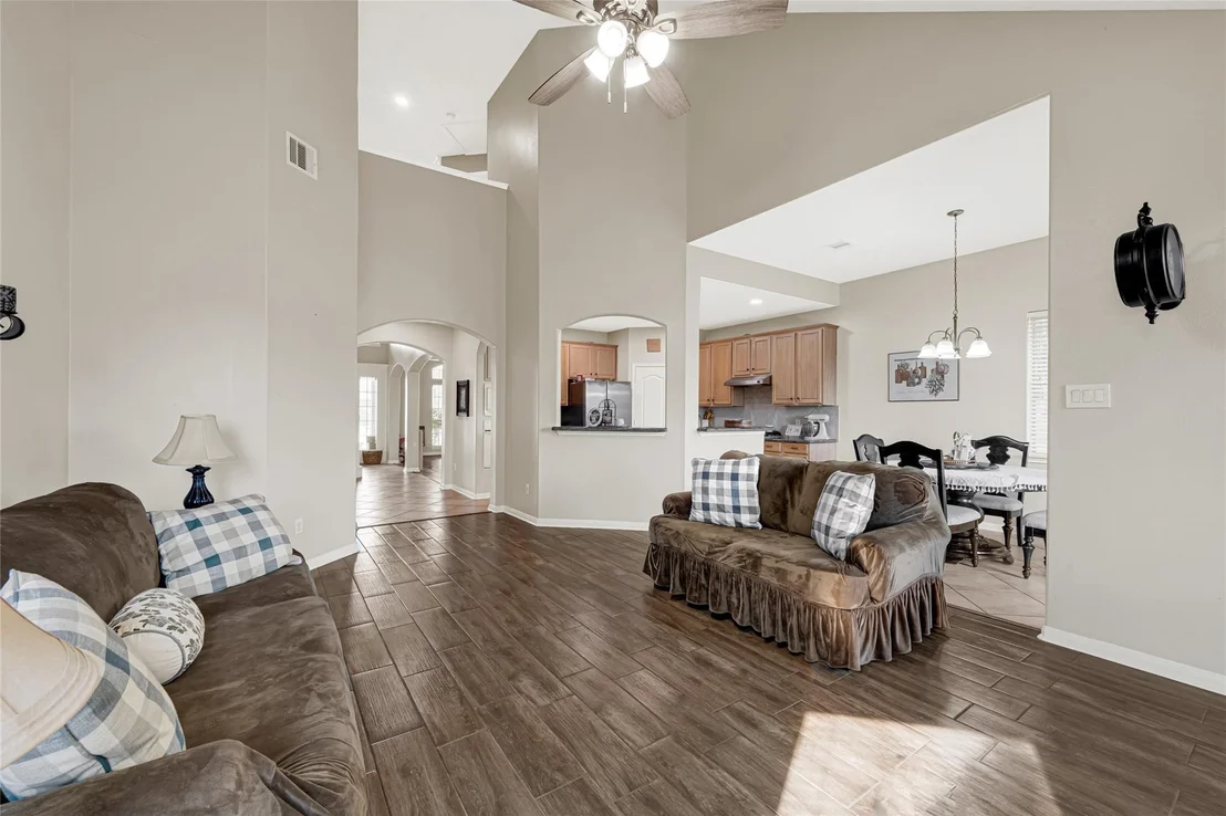 Photo of 4250 Applerock Drive