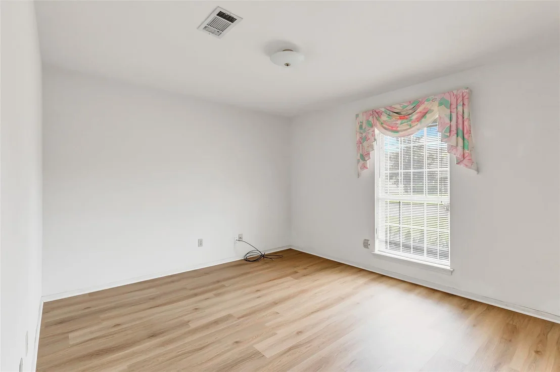 Photo of 14030 Roundstone Lane