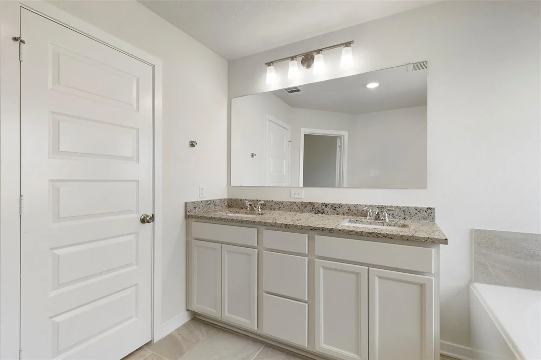 Photo of 1453 Lake Ridge Drive