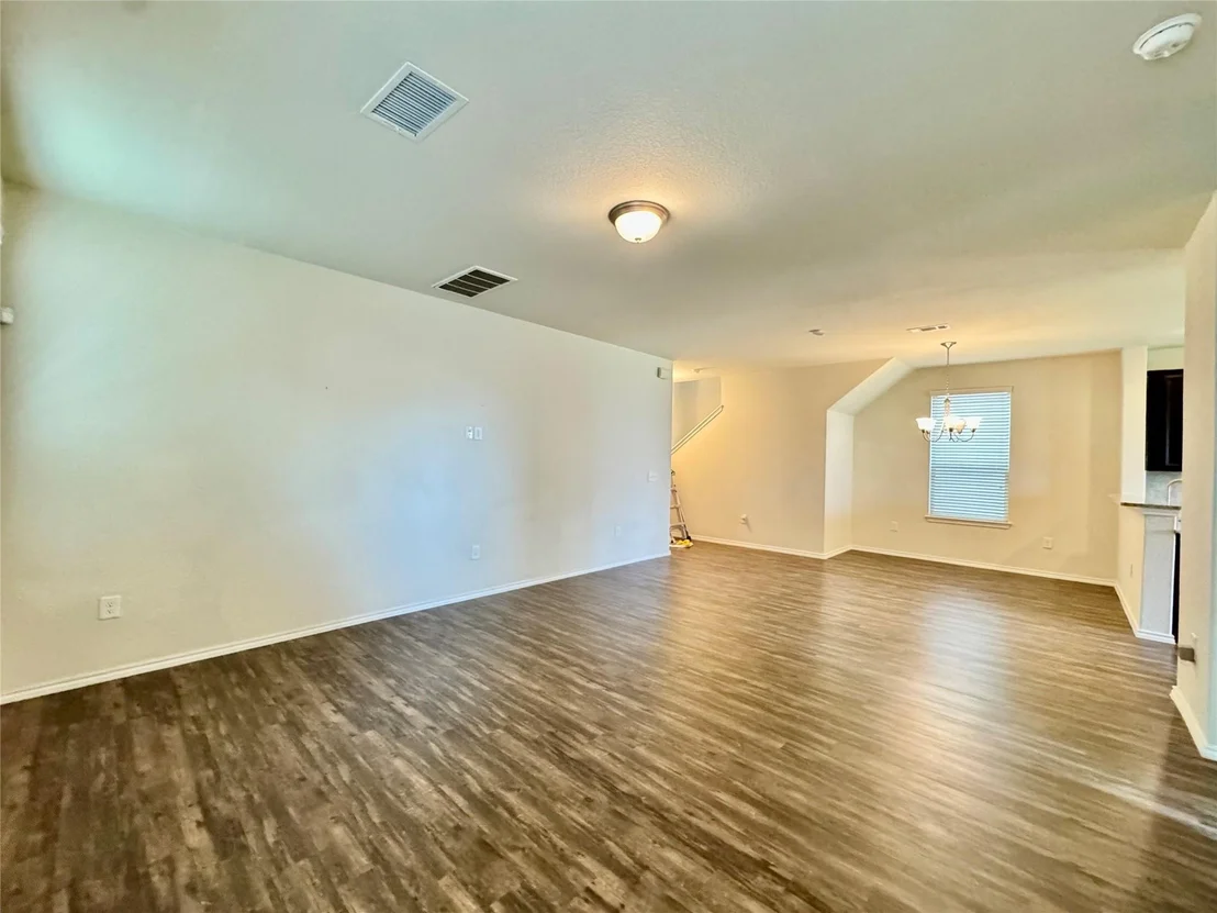 Photo of 15818 Smithland Drive