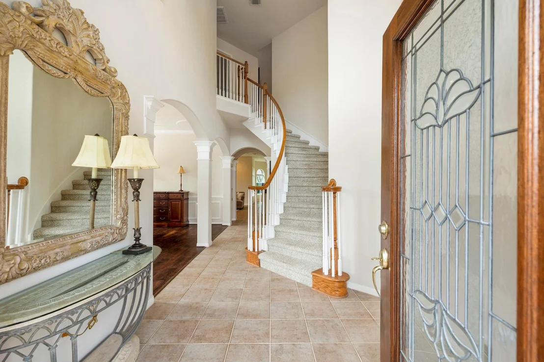 Photo of 6615 Haughton Drive