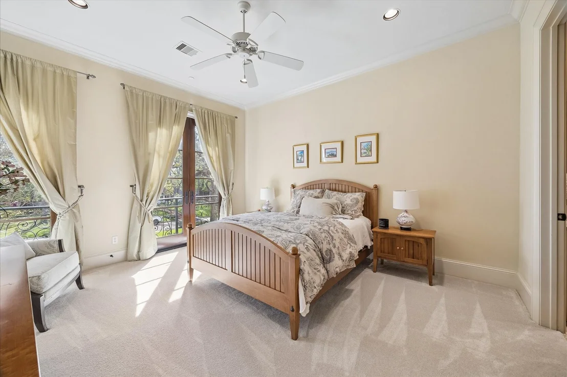 Photo of 107 Willowend Drive
