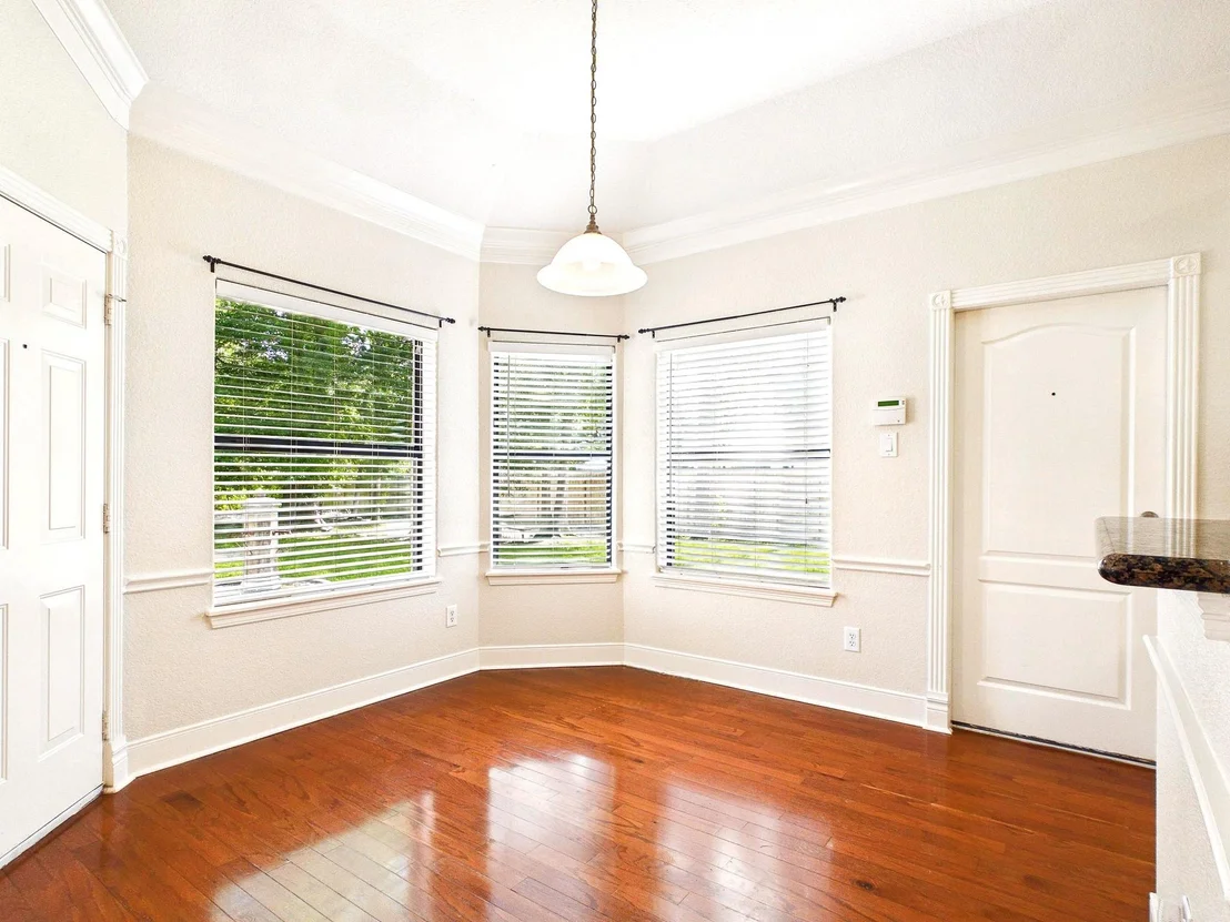 Photo of 19521 Desna Drive
