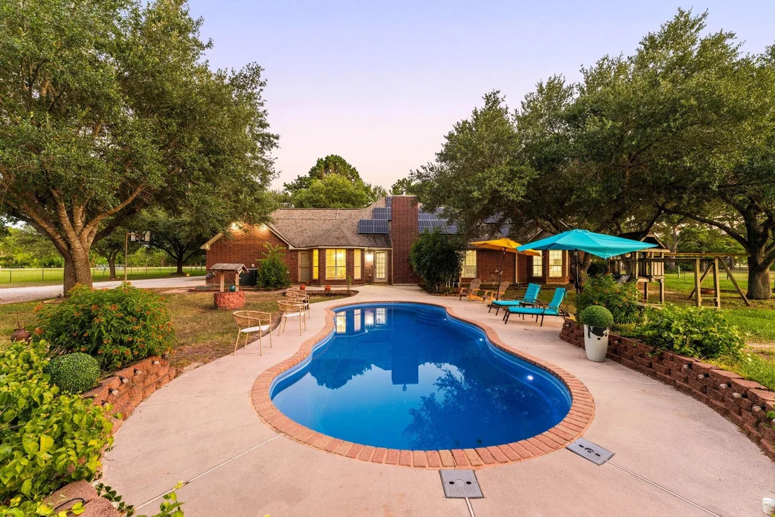 Photo of 28310 Rose Lane