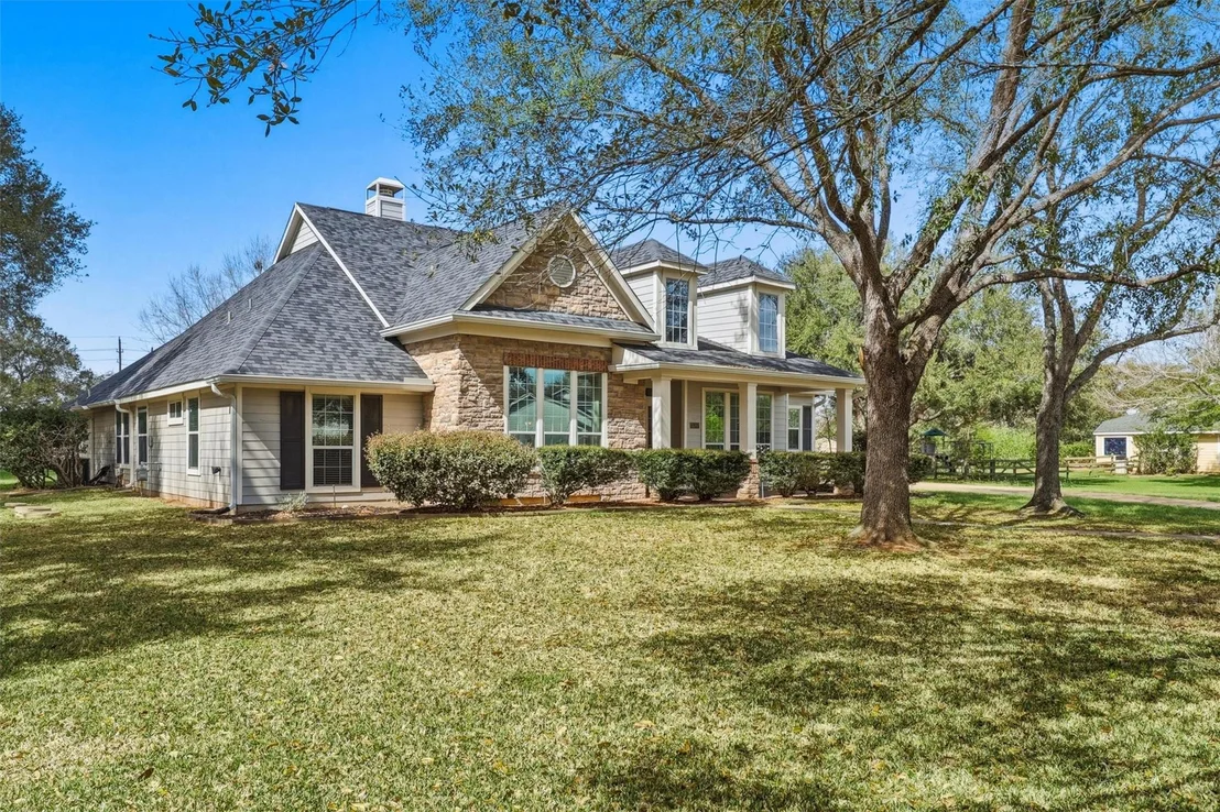 Photo of 31702 Tall Grass Lane